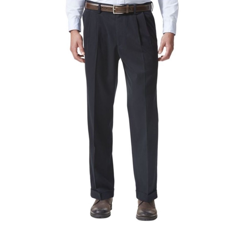Dockers Mens Relaxed Fit Pleated Pant Size 36W X 32L Black Comfort